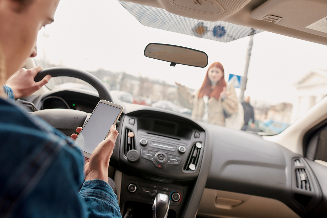 how many accidents are caused by texting and driving