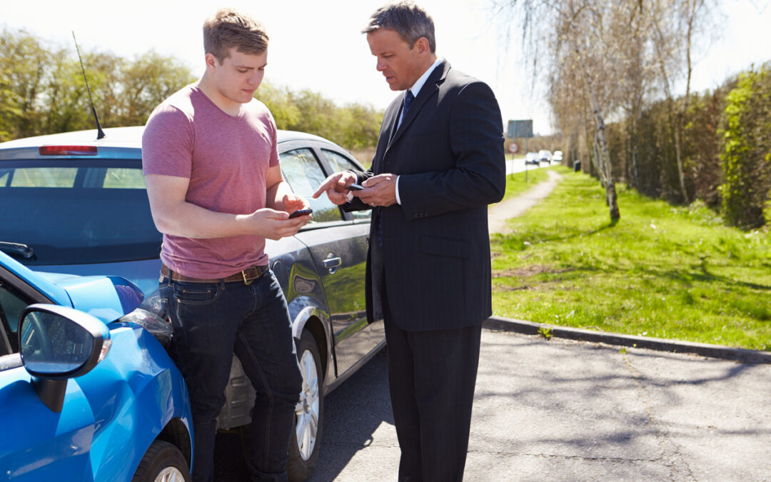 Should I Hire a Car Accident Lawyer if I Have No Injuries?